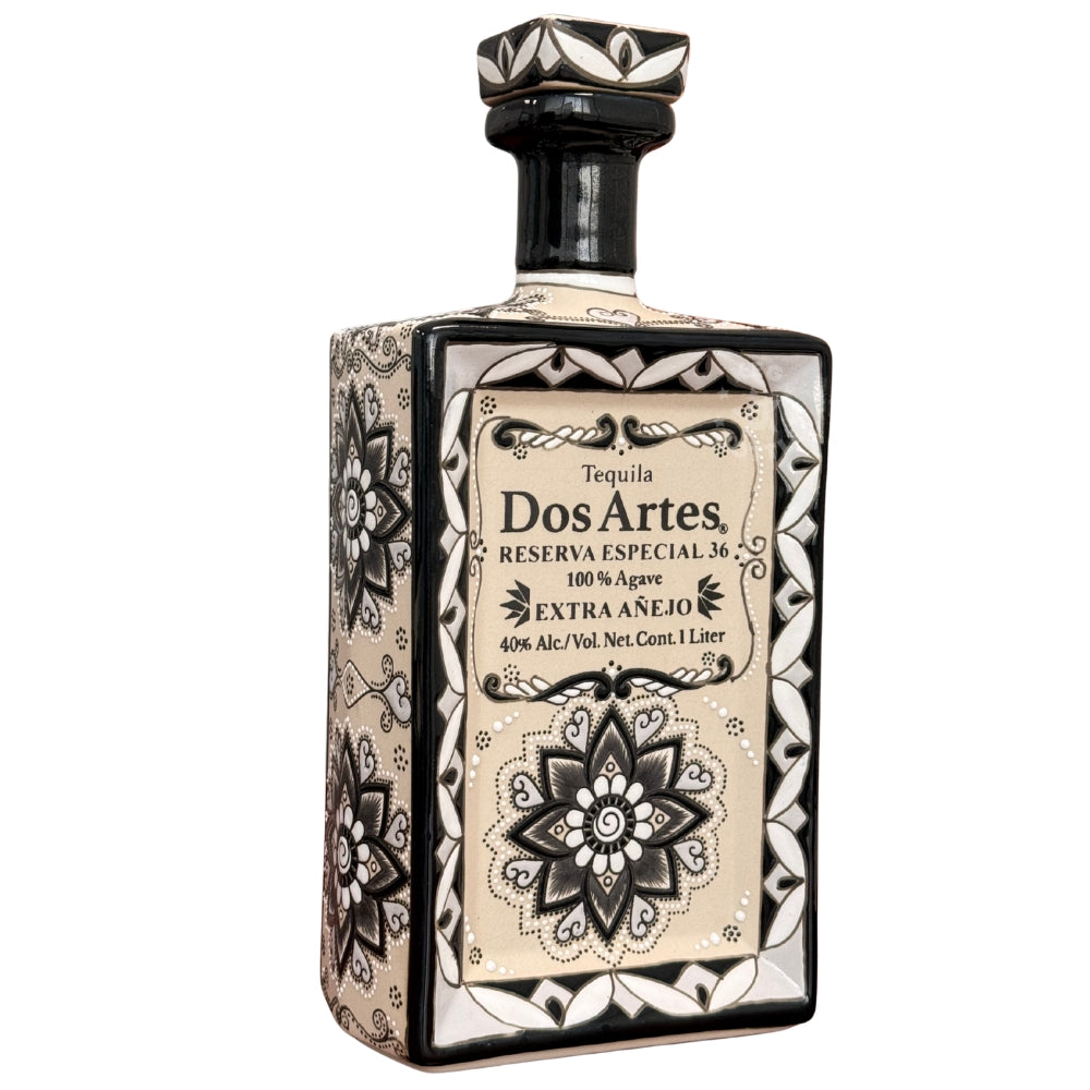 Dos Artes Reserva Especial 36 Extra Anejo Tequila 1 Liter hand-painted ceramic bottle black and cream design 2