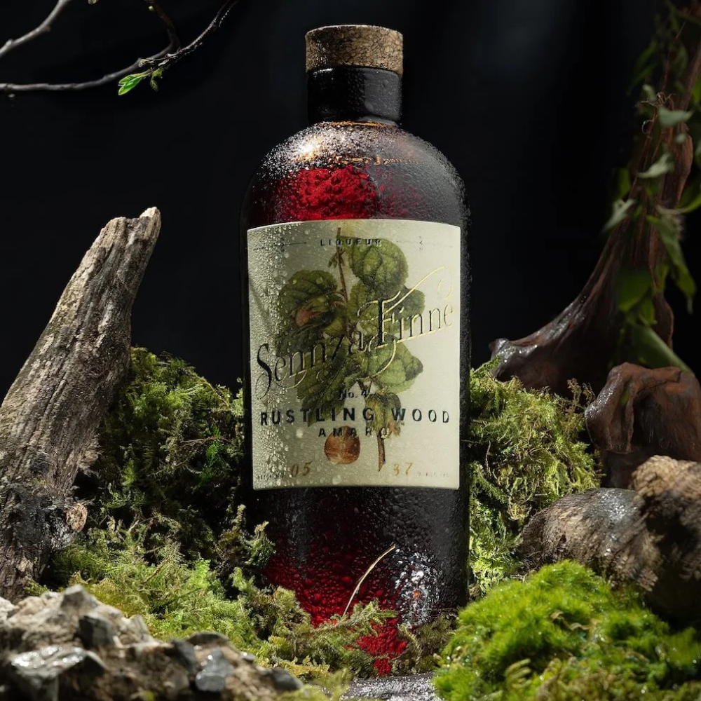SennzaFinne Amaro No. 4 Rustling Wood bottle crafted with toasted hazelnuts, coffee, chicory, stone root and cacao. 2
