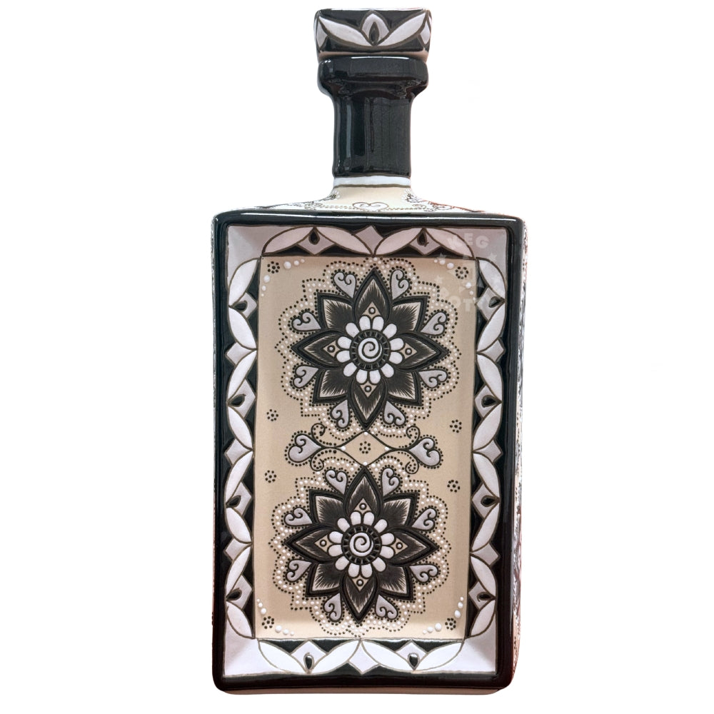 Dos Artes Reserva Especial 36 Extra Anejo Tequila 1 Liter hand-painted ceramic bottle black and cream design