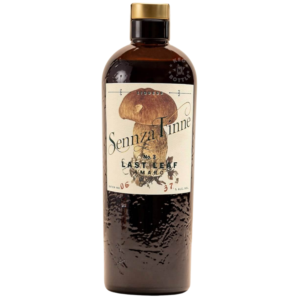 SennzaFinne Amaro No. 3 Last Leaf bottle featuring porcini mushroom, ginger, pine resin and warming botanicals.