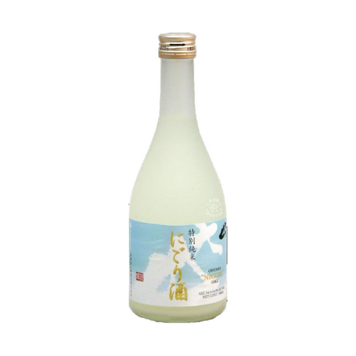 Ohyama Nigori Tokubetsu Junmai Sake (720 ml)