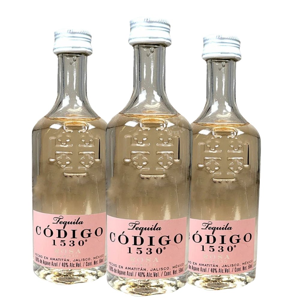 Código 1530 Rosa Tequila 3 Pack of 50 ml mini bottles with pink hue and label.