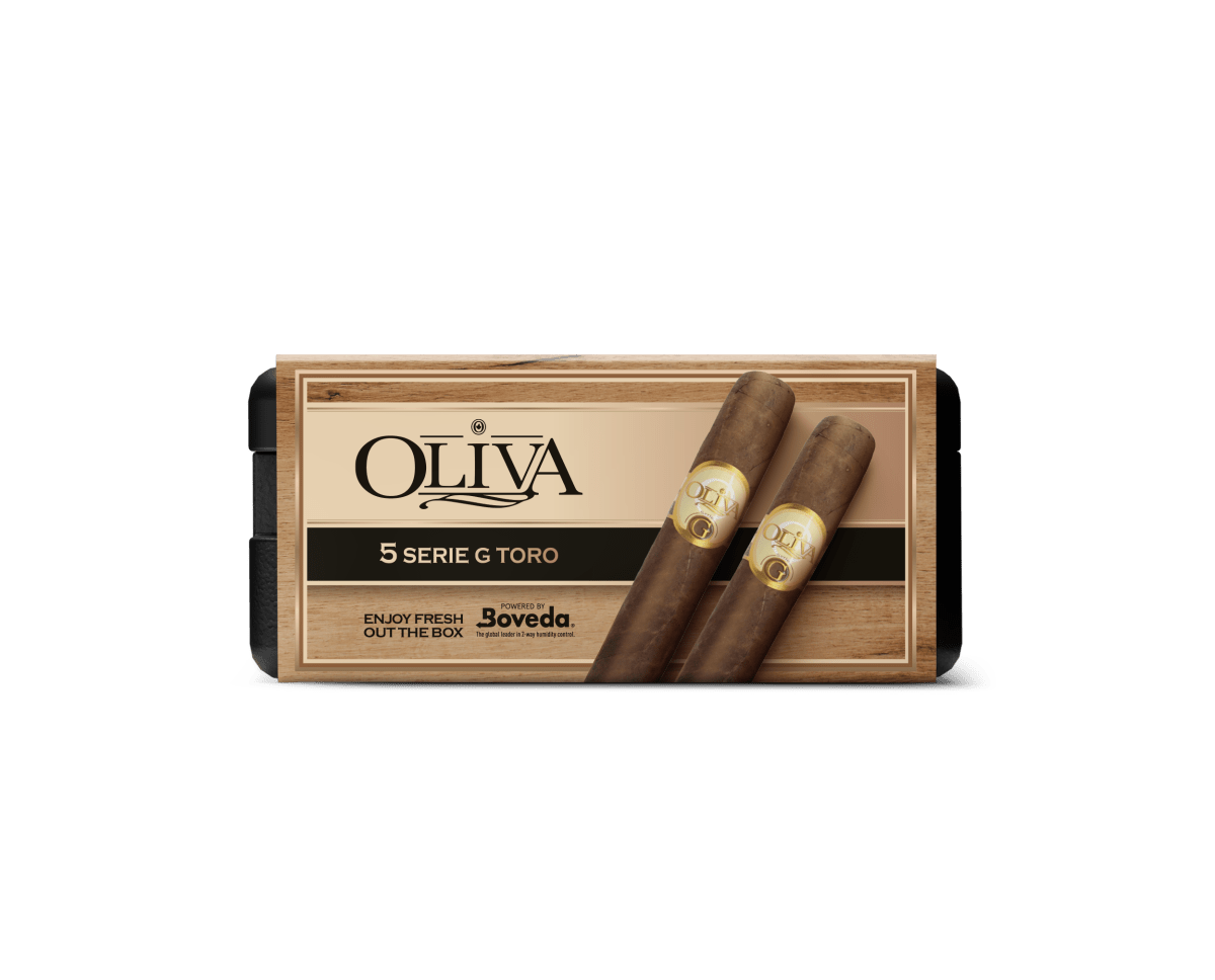 Oliva Variety Premium Cigars Set + Personal Humidor by CigarBros | Keg N Bottle