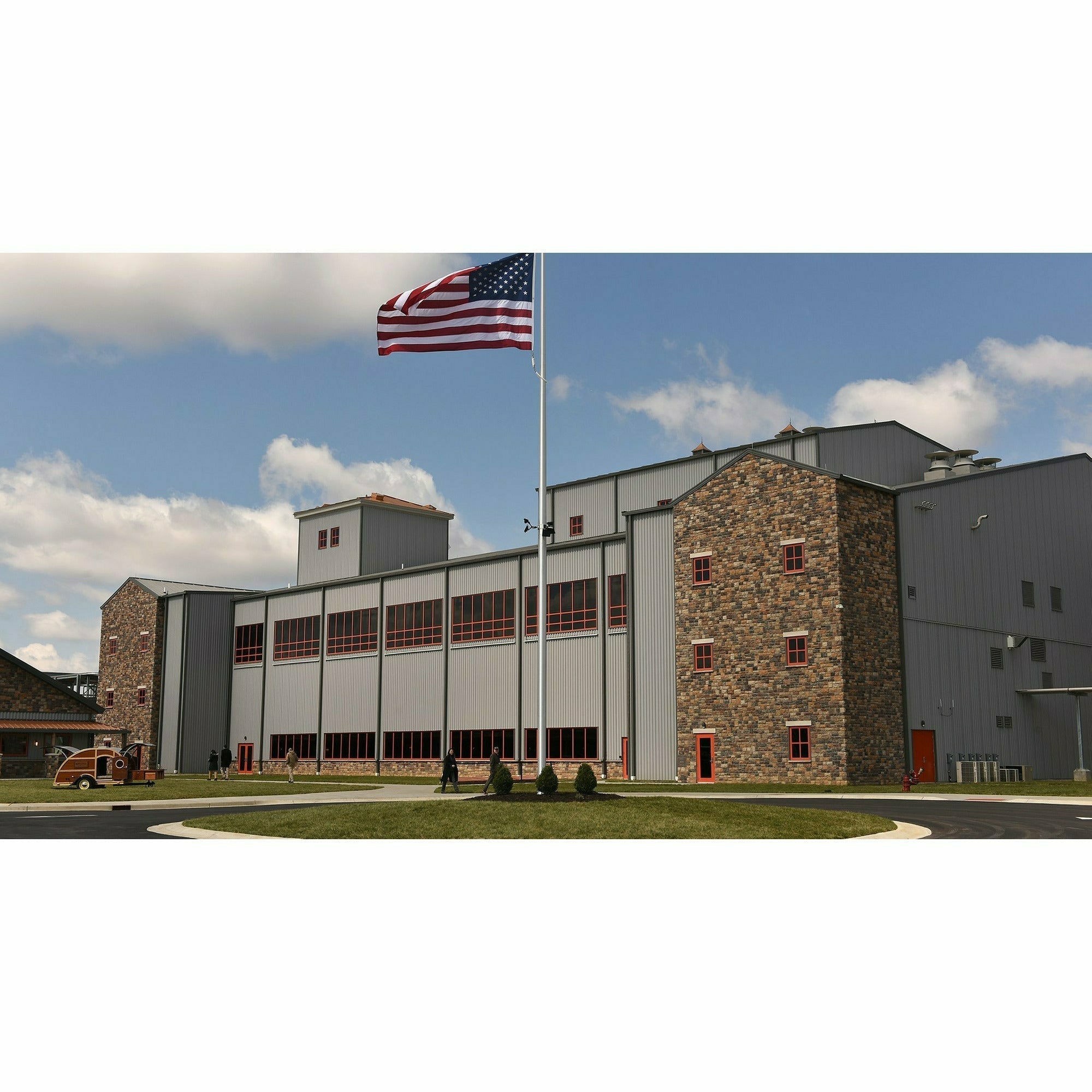 Bulleit Bourbon Frontier Whiskey (Rockchar) - Bourbon Pursuit & Keg N Bottle Private Barrel Pick 750 ml | Keg N Bottle